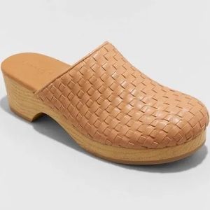 Universal Thread Women's Magnolia Heels - Light Brown